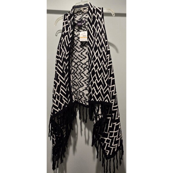 Rafaella Studio Black White Geometric Fringe Sleeveless Cardigan Vest Small  NWT - Picture 1 of 4